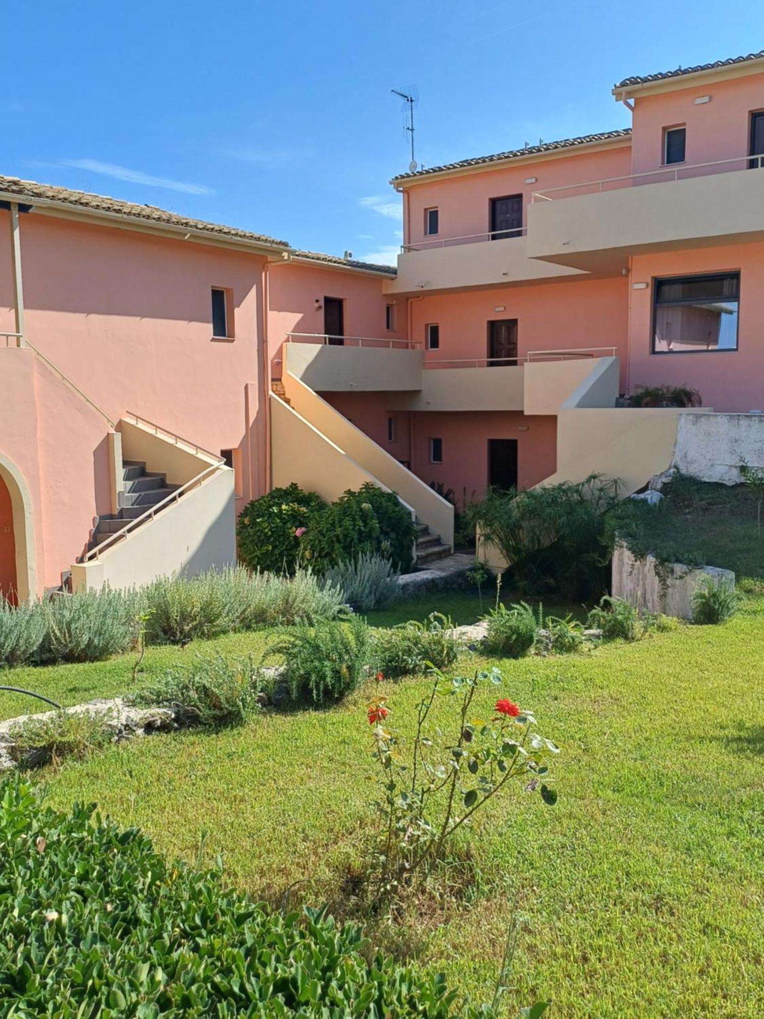 Penelope Apartment Hotel Dassia  Exterior photo