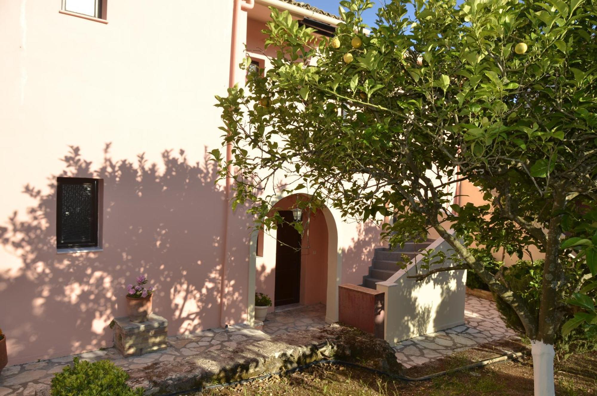 Penelope Apartment Hotel Dassia  Exterior photo