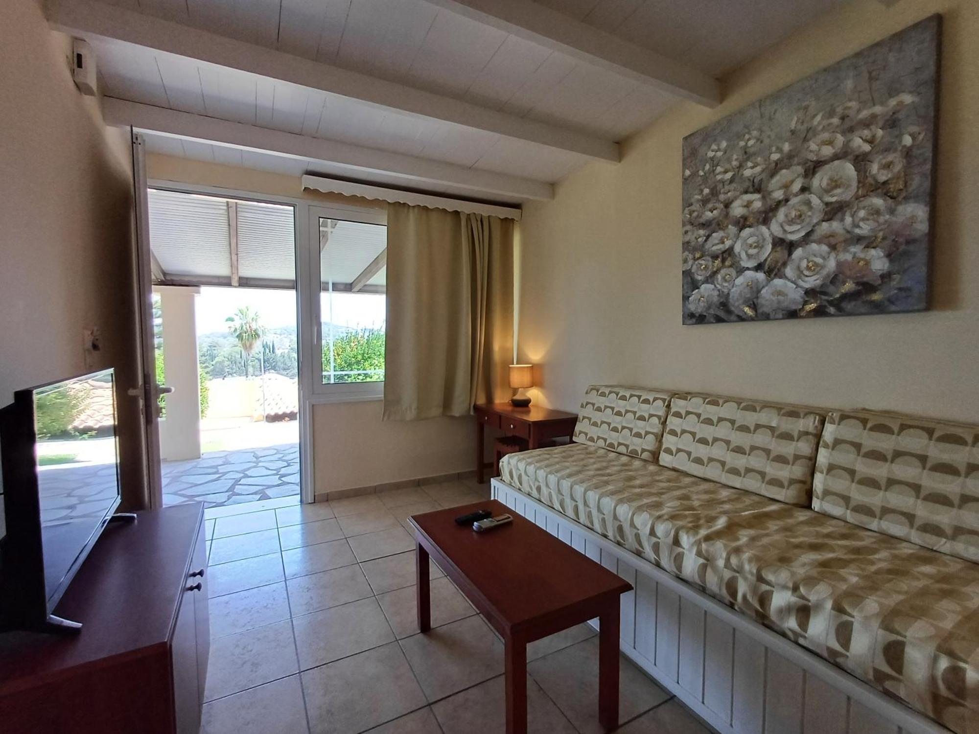 Penelope Apartment Hotel Dassia  Exterior photo